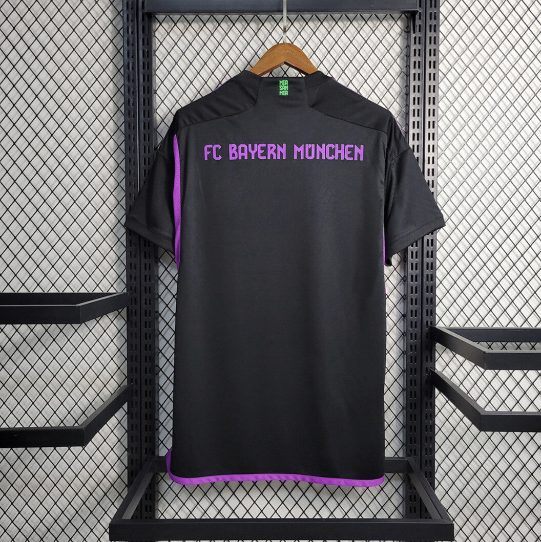 Bayern Munich 2023/2024 away kit