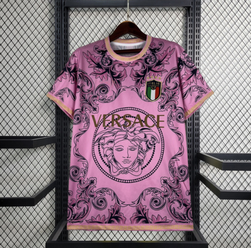Italy special pink kit