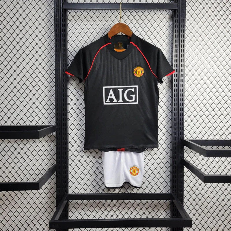 Manchester United 07/08 Black Jersey Kids