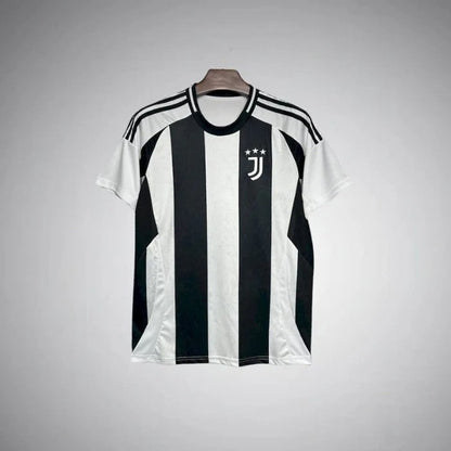 24/25 Juventus Home Kit